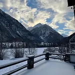 Апартаменты Gastehaus Hauser *