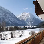 Апартаменты Gastehaus Hauser Бах