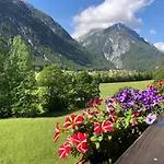 Gastehaus Hauser Апартаменты *