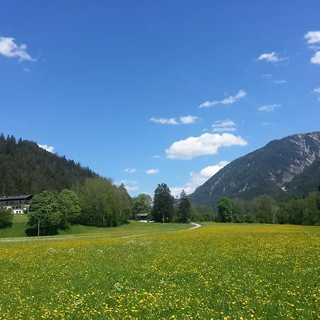 Gastehaus Hauser Apartment *