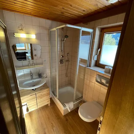 Gaestehaus Hauser Apartman Bach