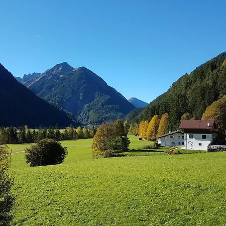 Gaestehaus Hauser Apartman *