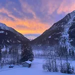 Gaestehaus Hauser Apartamento Bach (Tyrol)