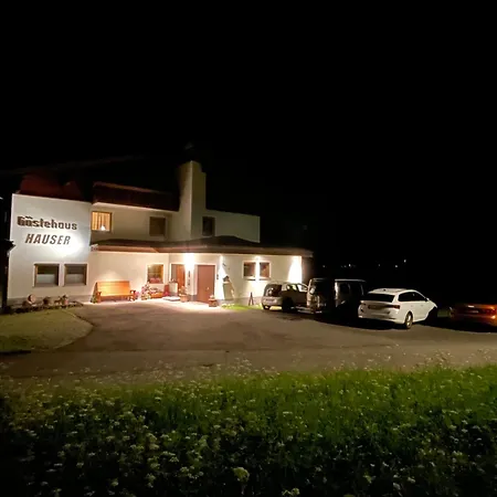 Gaestehaus Hauser Apartament *