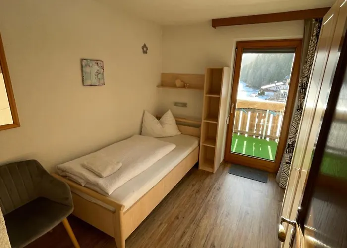 Apartament Gaestehaus Hauser Bach (Tyrol)